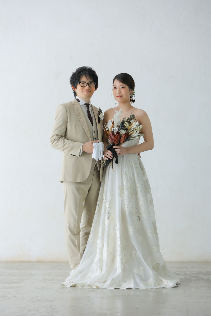 洋装から撮影スタート