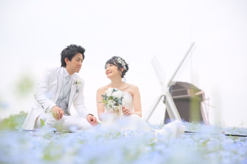 風車を背景に♪