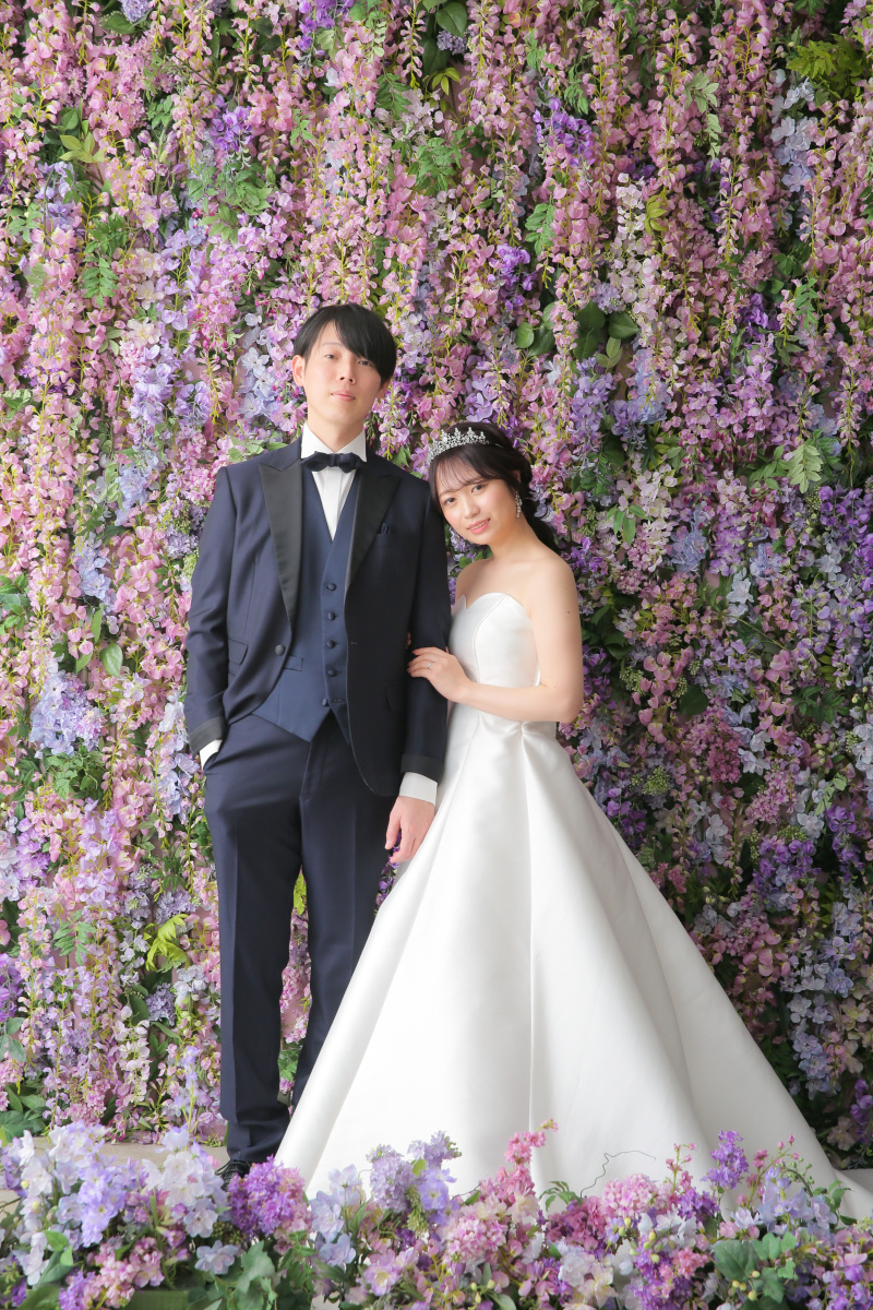 藤の花に埋もれて