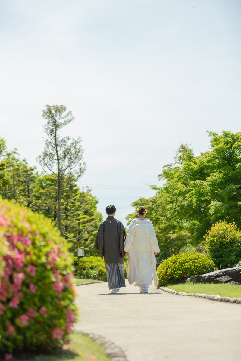 つつじの咲く道