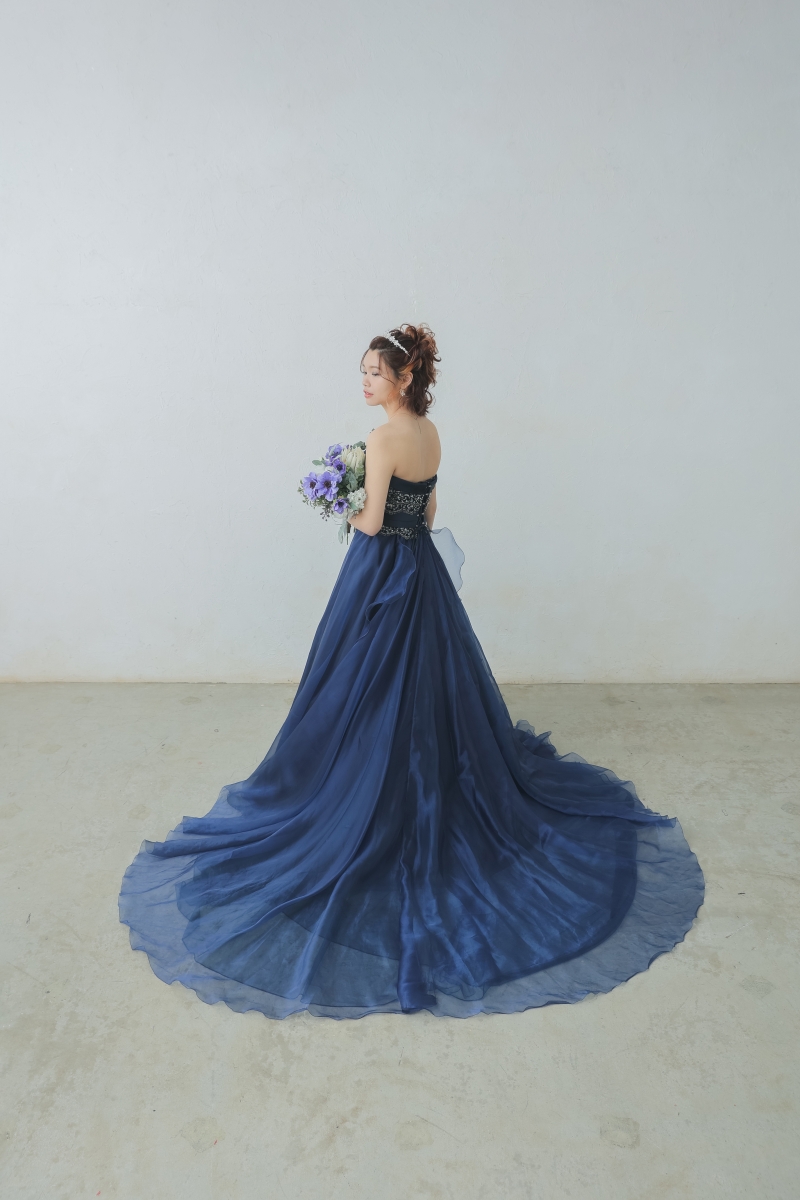 綺麗な後ろ姿も。