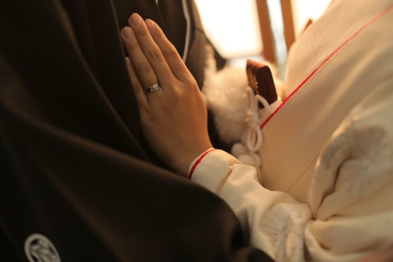 大切な指輪をアップで！