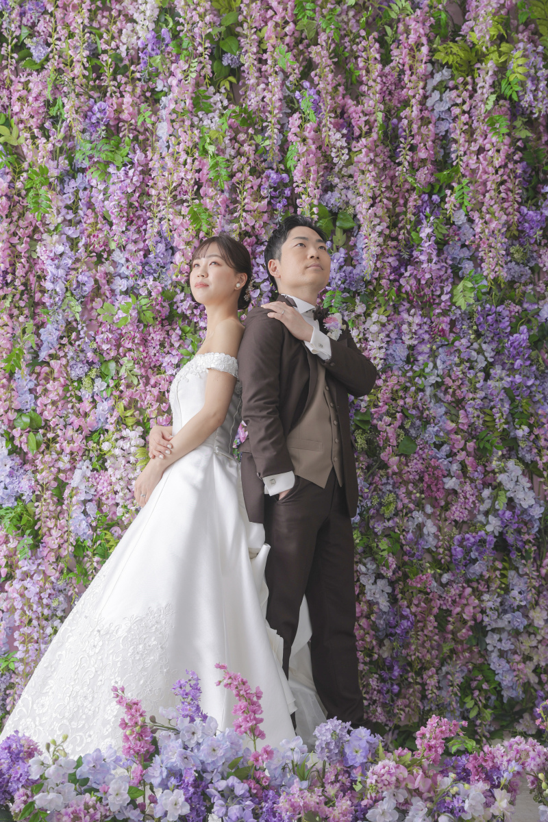 背中を合わせて