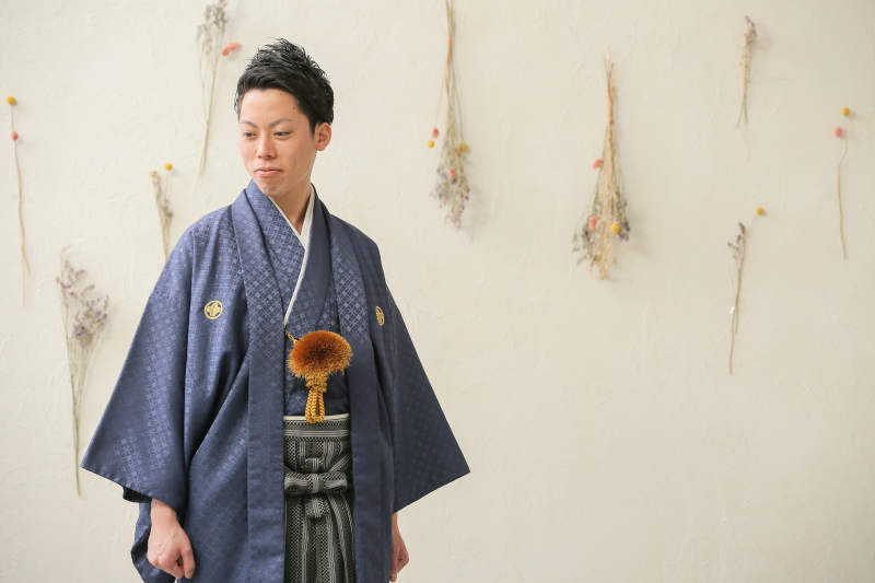 AM10:00 新郎様もお支度開始!