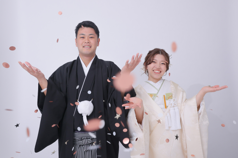 シンプル背景のスタジオ撮影でももっと楽しく!!