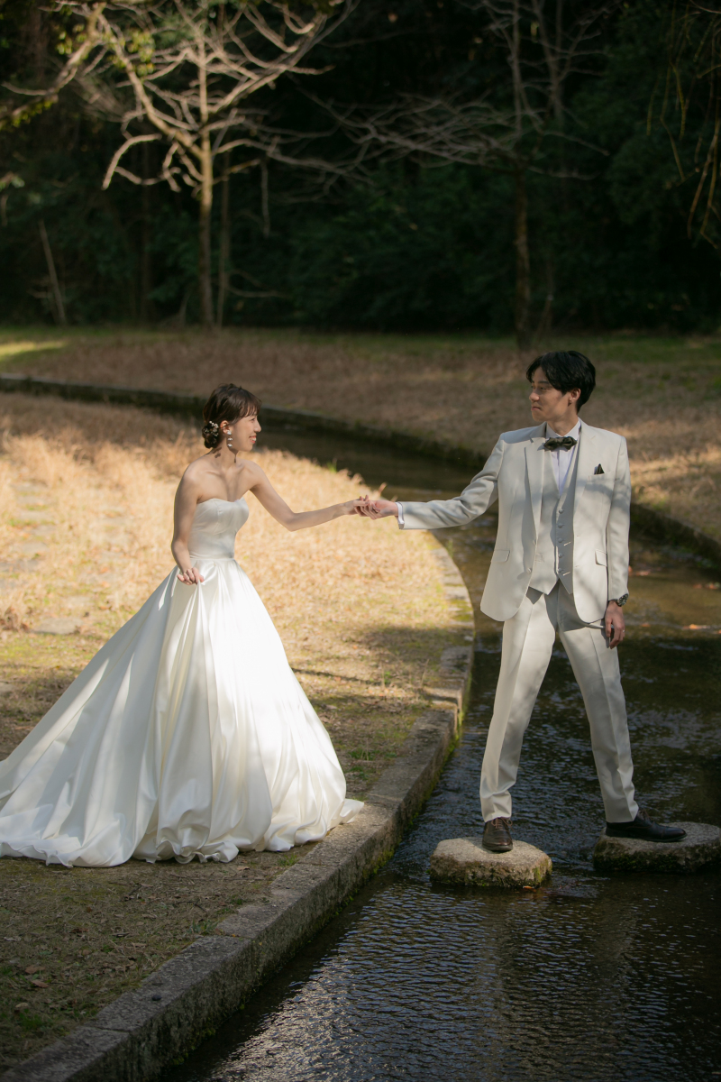 新郎さんがエスコート