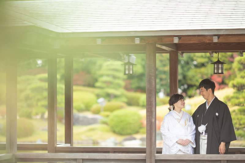 優しく見つめ合うお二人