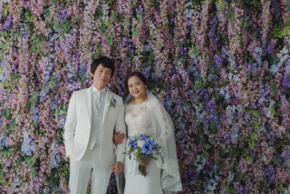 洋装ハウススタジオで叶えた、花とベールが織りなすロマンチックフォト