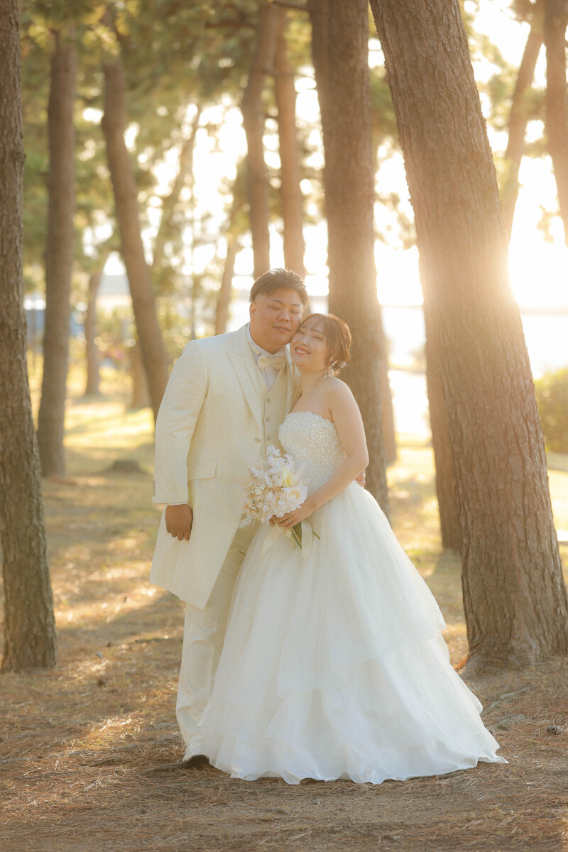 お二人の立ち姿から!