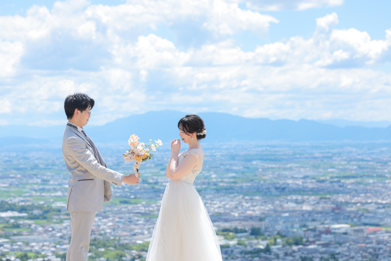 サプライズのイメージで