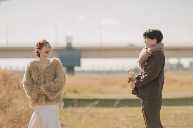 少し緊張気味のご新郎様…