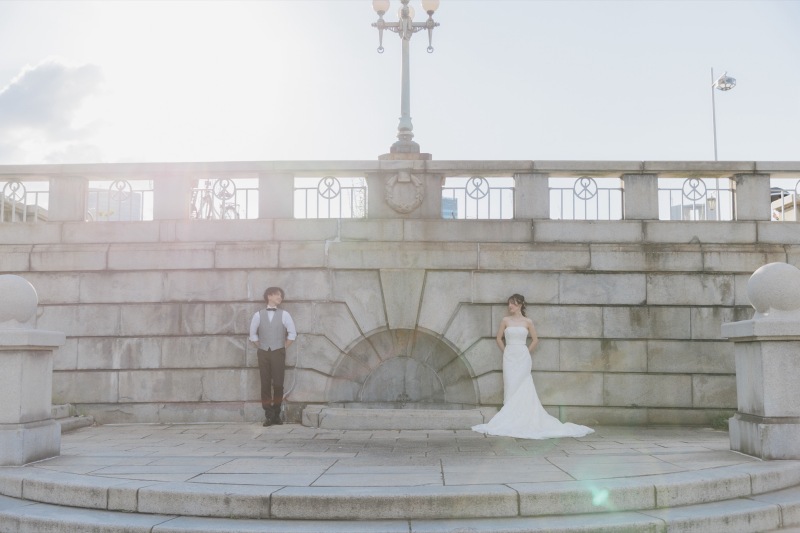 レトロな橋の下