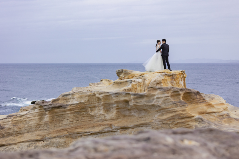 水平線をバックに