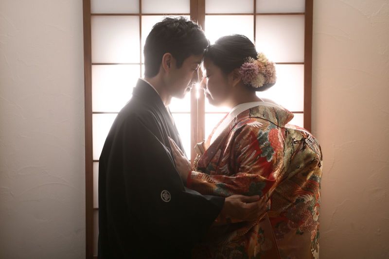 スタジオ写真とは思えない…！