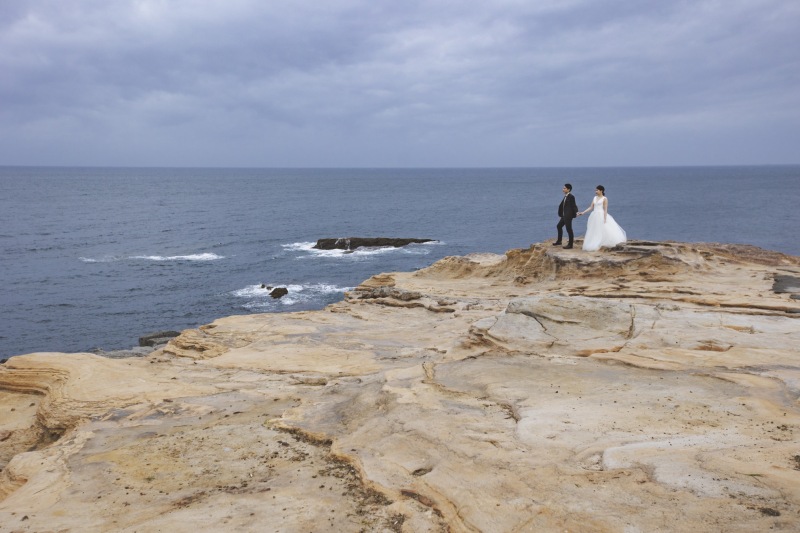 壮大なバックで