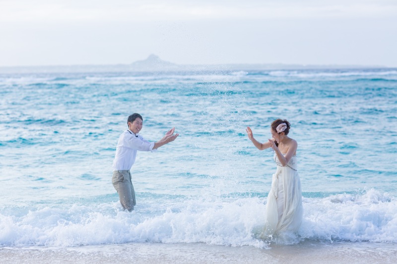 in the sea 。