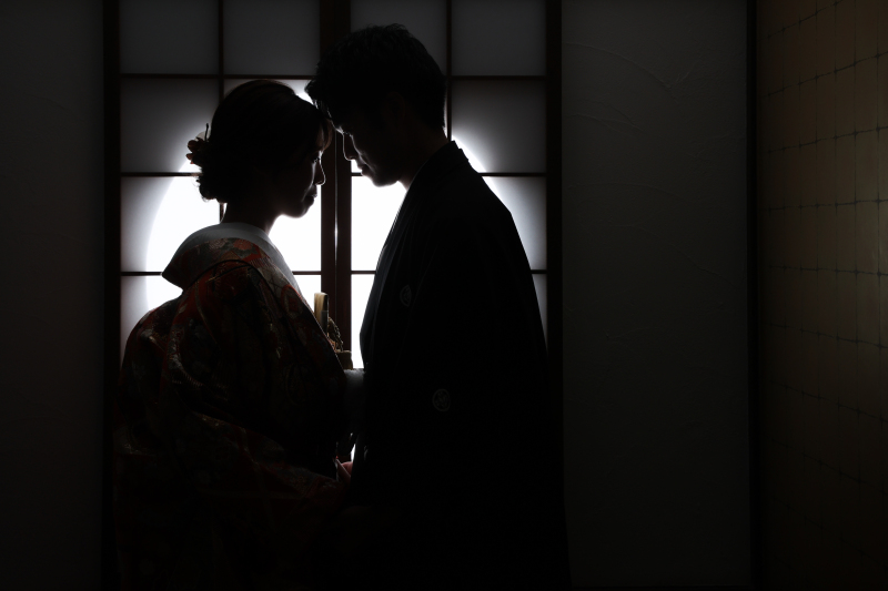 こちらはシルエットショット