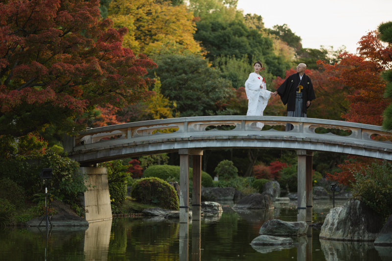 太鼓橋を渡って