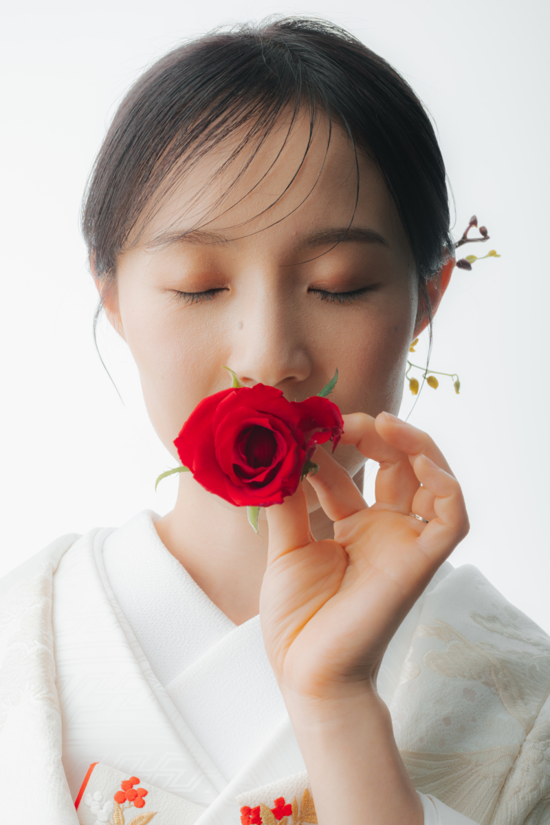 薔薇をくわえて!