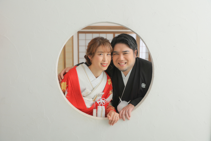 ラストは丸窓から