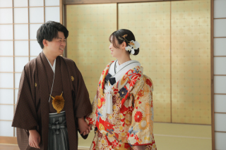 屋内庭園〜紅葉・おふたりらしさ〜