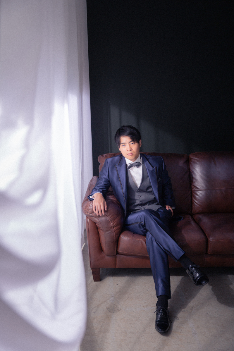 ネイビーでシックに