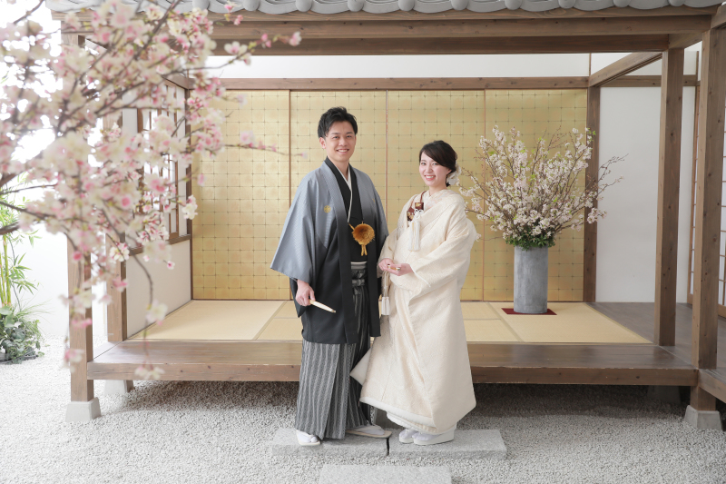 春の装いも演出!