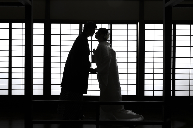 シルエットショットも