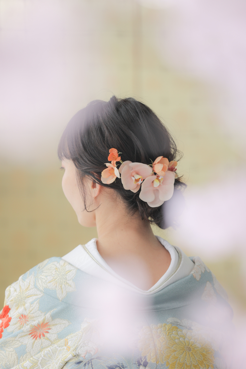 ヘアスタイルのショットも!