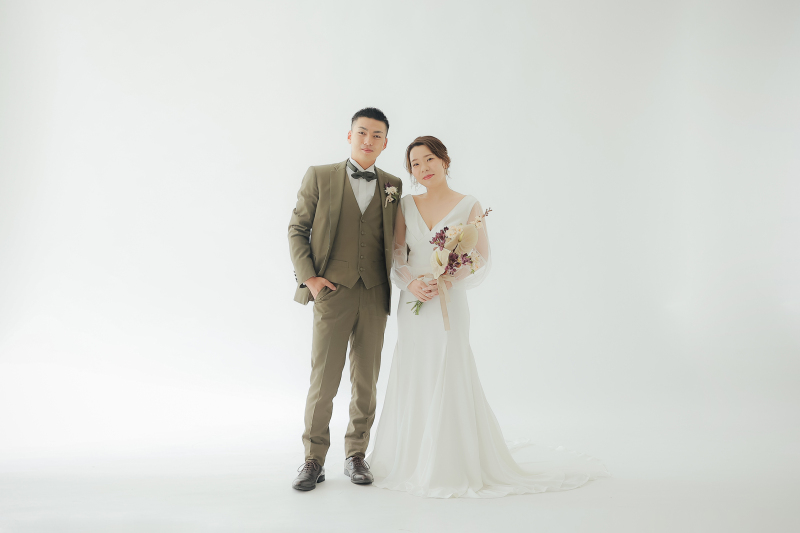 洋装での立ち姿!