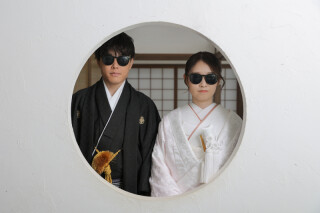 小物持ち込みで個性あふれるスタジオ写真！