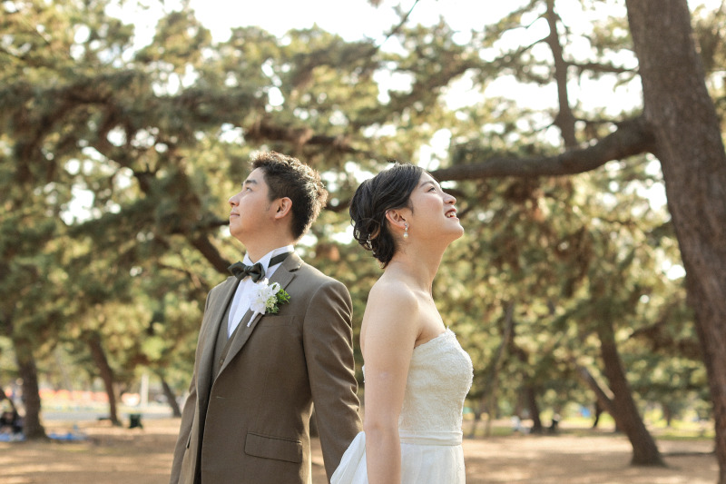 暖かい木漏れ日に包まれて