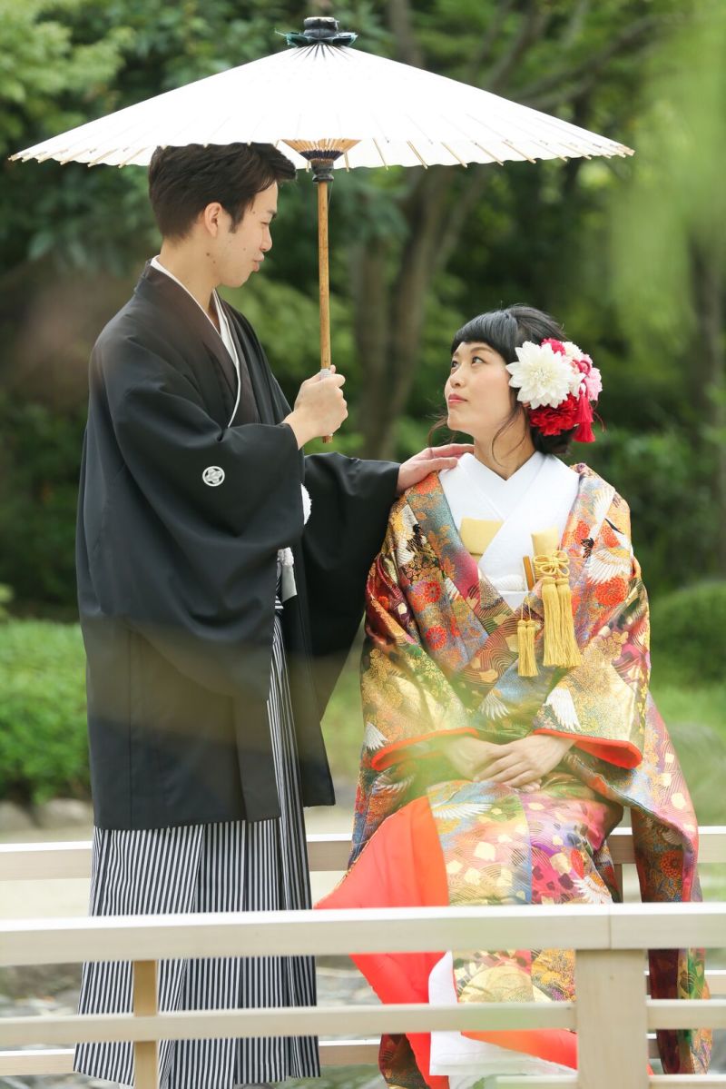 優しく話しかける新郎様♪