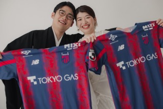 シンプル背景で私たちらしく！