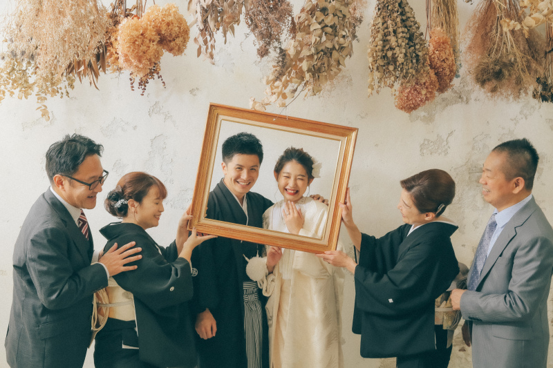 幸せあふれる結婚写真