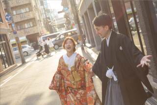 でも私はポージングが苦手？全然大丈夫！その時の感情のままにカメラマンに委ねてください。