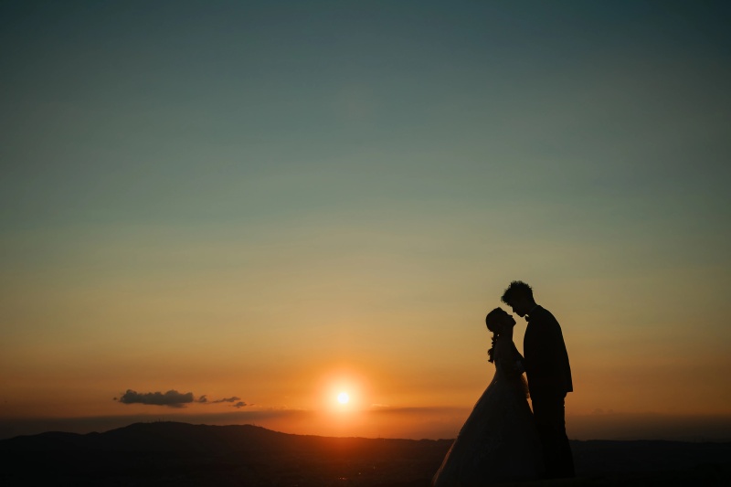 ◇奈良エリア【若草山ロケーション】衣装+ヘアメイク+アクセサリー+ブーケ+ベール/写真全データ納品/レタッチ修正