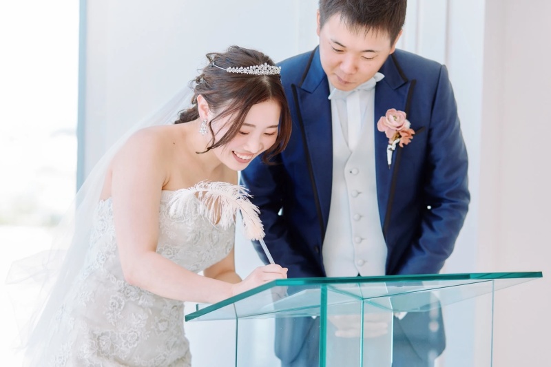 【チャペル＋ビーチフォト】アルバム20ページ+写真全データ納品_228030円(美肌/小顔/スタイル補正）