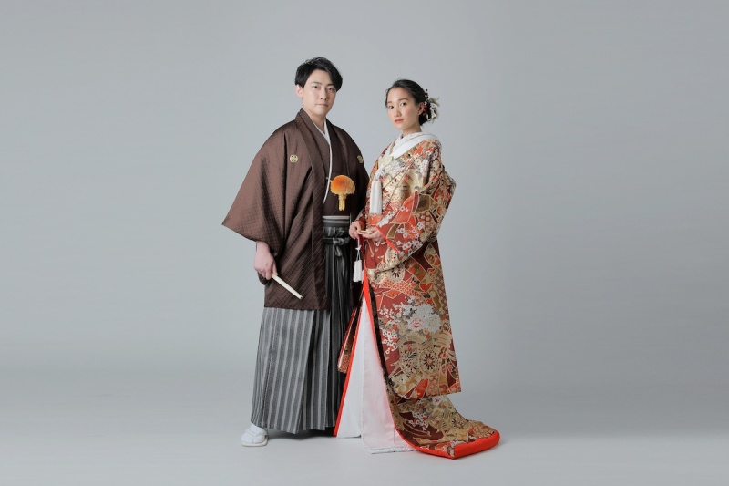 【和装＋洋装スタジオ撮影13,200円】婚礼写真各1枚+画像データ各1枚付き/衣装+ヘアメイク+肌・スタイル修正◎