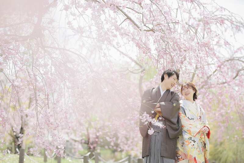 桜シーズン料金無料◇大仙公園ロケーション撮影◇衣装+ヘアメイク+髪飾り+草履*写真データ(小顔/美肌/美整補正)