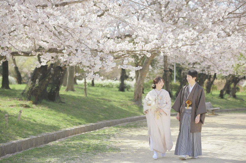 桜シーズン料金無料◇大仙公園ロケーション撮影◇衣装+ヘアメイク+髪飾り+草履*写真データ(小顔/美肌/美整補正)