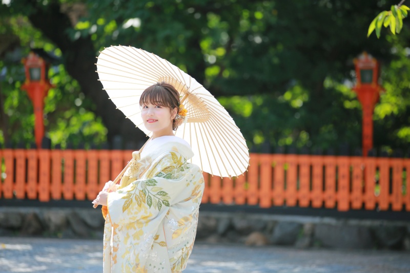 ◇京都エリア【祇園ロケーション】衣装+ヘアメイク+髪飾り+草履/写真全データ納品/レタッチ修正