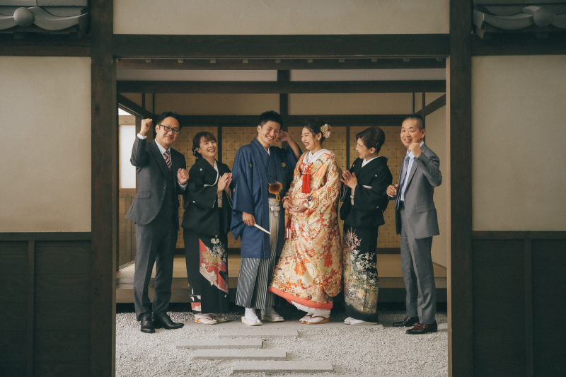 【家族フォトプラン】新郎新婦の婚礼写真+家族写真がセットになった専用プラン