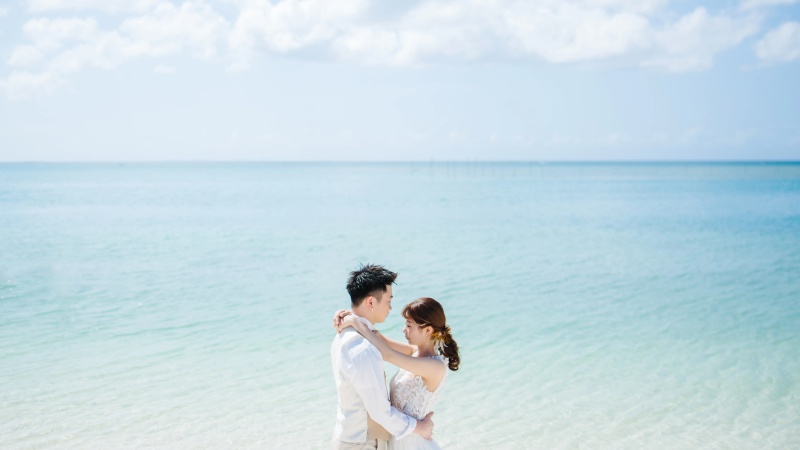 【チャペル＋ビーチフォト】アルバム20ページ+写真全データ納品_228030円(美肌/小顔/スタイル補正）