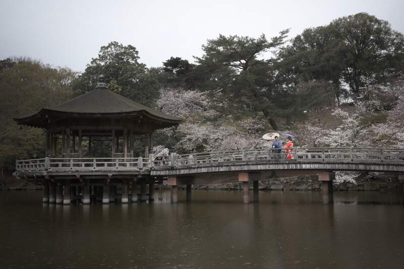 ◇奈良エリア【浮見堂ロケーション】衣装+ヘアメイク+髪飾り+草履/写真全データ納品/レタッチ修正