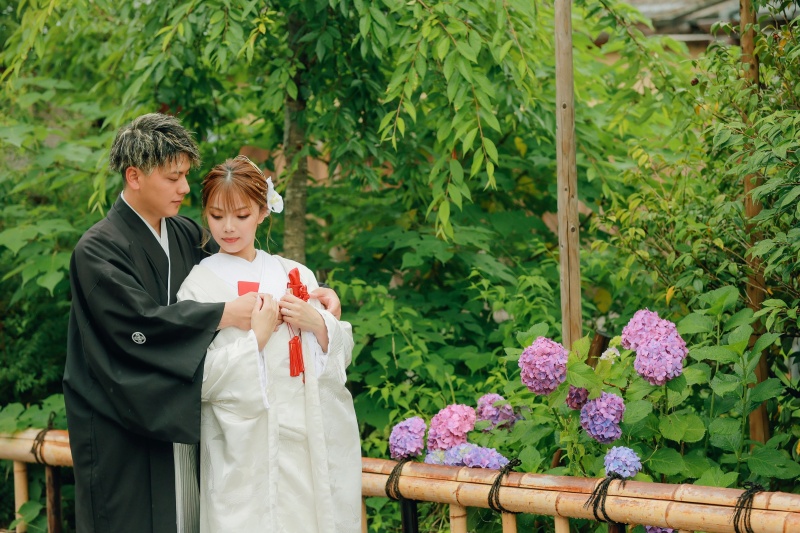 ◇京都エリア【祇園ロケーション】衣装+ヘアメイク+髪飾り+草履/写真全データ納品/レタッチ修正