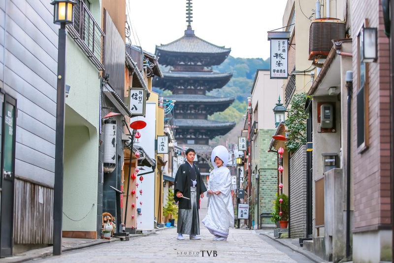 八坂の塔を背景に！