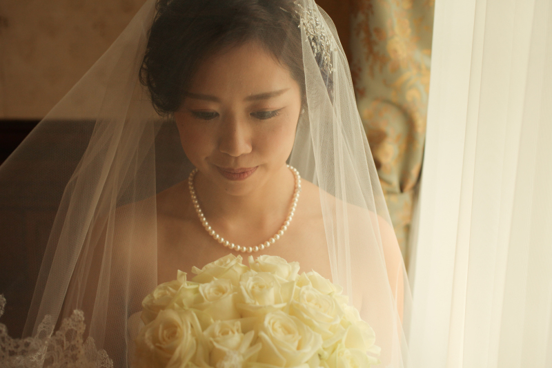 ブーケを持って