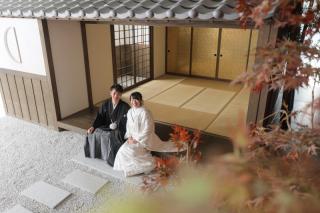 白無垢綿帽子で「屋内庭園」＾＾