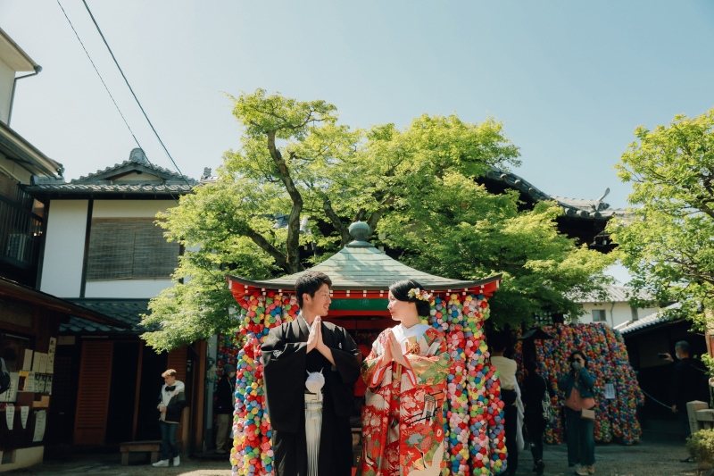 八坂といえばの、名所八坂庚申堂での１ショット